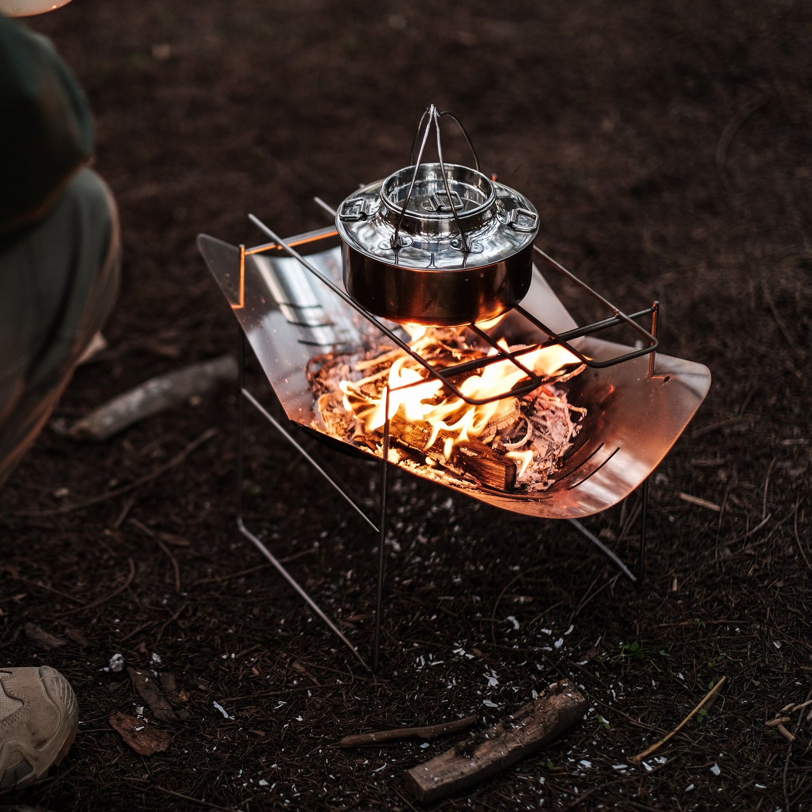 Thous Winds Titanium Campfire Wood Fire Stove Outdoor Camping Bushcraf